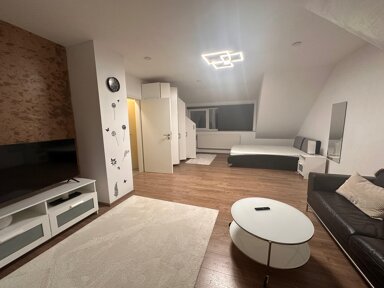 Studio zur Miete 940 € 1 Zimmer 50 m² 1. Geschoss frei ab sofort Sachsenhäuser Landwehrweg 99 Sachsenhausen - Süd Frankfurt am Main 60599