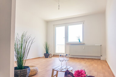 Wohnung zur Miete 273 € 3 Zimmer 55,1 m² 5. Geschoss frei ab 01.10.2024 Faleska-Meinig-Str. 92 Markersdorf 621 Chemnitz 09122