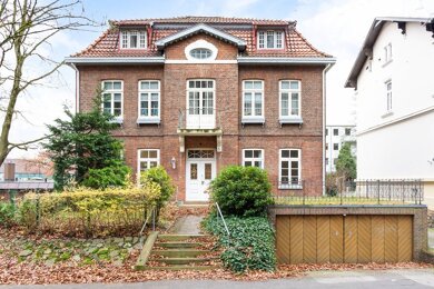 Haus zum Kauf 849.000 € 9 Zimmer 270 m² 707 m² Grundstück Pinneberg 25421