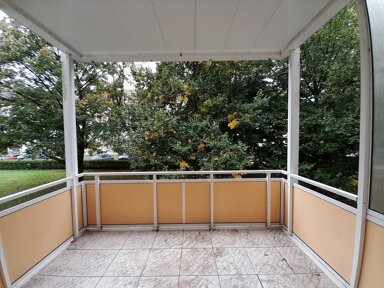 Wohnung zur Miete 450 € 3 Zimmer 72,7 m² 2. Geschoss frei ab 01.12.2024 Rudolf-Breitscheid-Straße 9 Eisenach Eisenach 99817