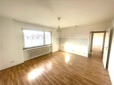 Wohnung zur Miete 610 € 3 Zimmer 84 m² 3. Geschoss frei ab sofort Lazarettstr. 26 Westviertel Essen 45127