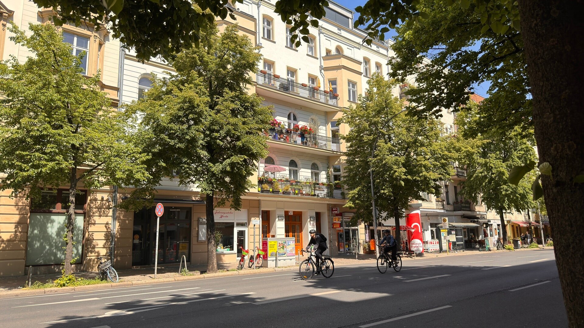 Wohnung zum Kauf 234.000 € 1 Zimmer 41 m²<br/>Wohnfläche 1.<br/>Geschoss Mitte Berlin 10115