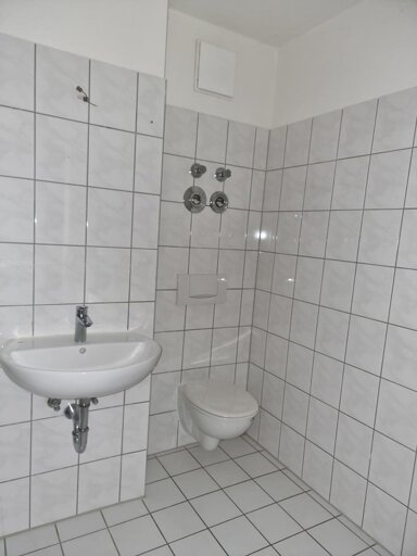 Wohnung zur Miete 300 € 1 Zimmer 34,6 m² 5. Geschoss frei ab 30.01.2025 Streiberstr. 39 Südliche Innenstadt Halle (Saale) 06110