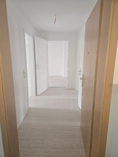 Wohnung zur Miete 400 € 3 Zimmer 80 m² 3. Geschoss Elisenstraße 29 Zentrum 011 Chemnitz 09111