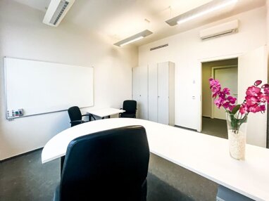 Büro-/Praxisfläche zur Miete Provisionsfrei 11 € 8 Zimmer 214 m² Bürofläche teilbar ab 214 m² Teltow Teltow 14513