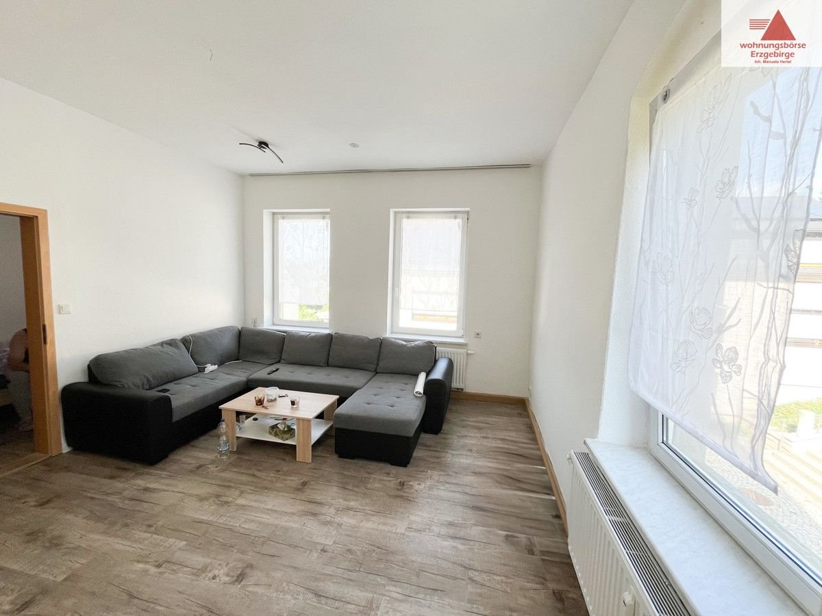 Wohnung zur Miete 250 € 2 Zimmer 48,3 m²<br/>Wohnfläche 1.<br/>Geschoss ab sofort<br/>Verfügbarkeit Rathausstr. 10 Ehrenfriedersdorf 09427