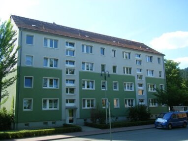 Wohnung zur Miete 350 € 3 Zimmer 59,8 m² 3. Geschoss frei ab sofort August-Bebel-Straße 6 a Berga Berga/Elster 07980
