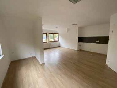 Wohnung zur Miete 950 € 4 Zimmer 138 m² 2. Geschoss Bahnhofstraße 25 Altensteig Altensteig 72213
