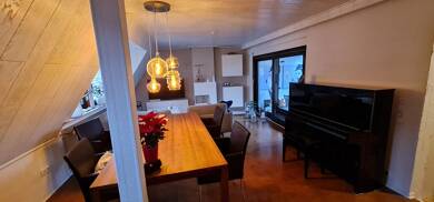 Wohnung zur Miete 900 € 2,5 Zimmer 65 m² Dachgeschoss frei ab 01.08.2025 Klopfergasse 3 Heidingsfeld Würzburg 97084