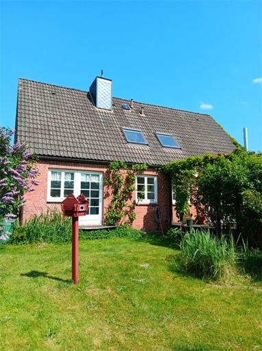 Einfamilienhaus zum Kauf 370.000 € 5 Zimmer 132 m² 737 m² Grundstück Oelixdorf 25524