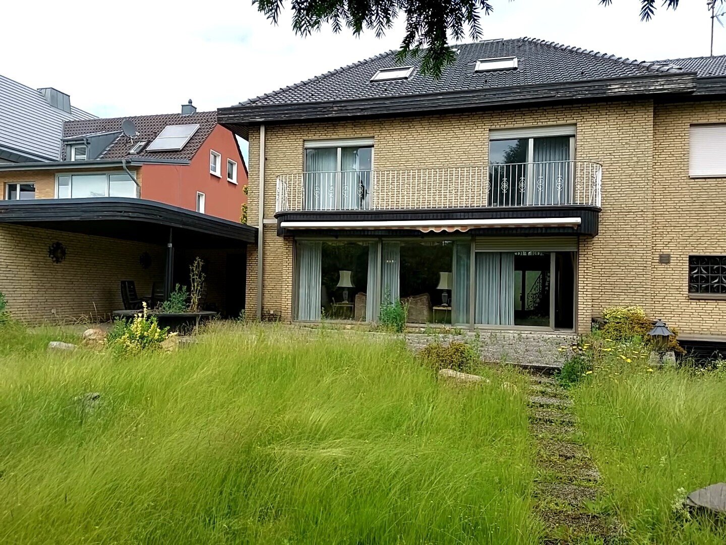 Einfamilienhaus zum Kauf 740.000 € 5 Zimmer 188 m²<br/>Wohnfläche 641 m²<br/>Grundstück Holweide Köln 51067