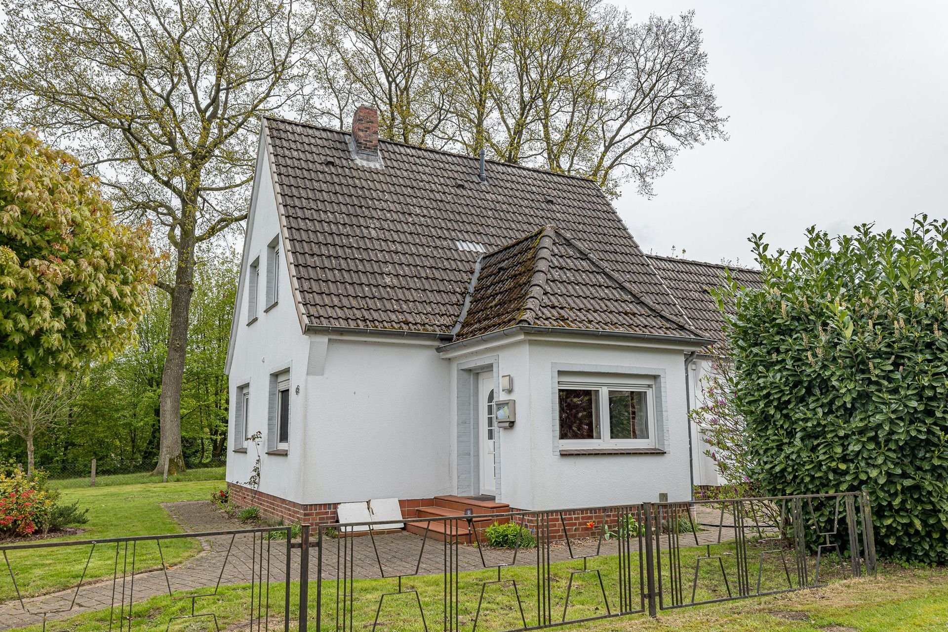 Einfamilienhaus zum Kauf 138.000 € 3,5 Zimmer 108 m²<br/>Wohnfläche 647 m²<br/>Grundstück Westersode Hemmoor / Westersode 21745