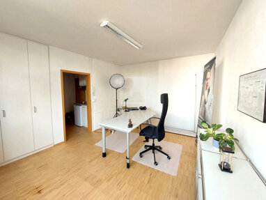 Bürofläche zur Miete 12 € 1 Zimmer 26 m² Bürofläche Friedrichshafen - Nord 3 Friedrichshafen 88045