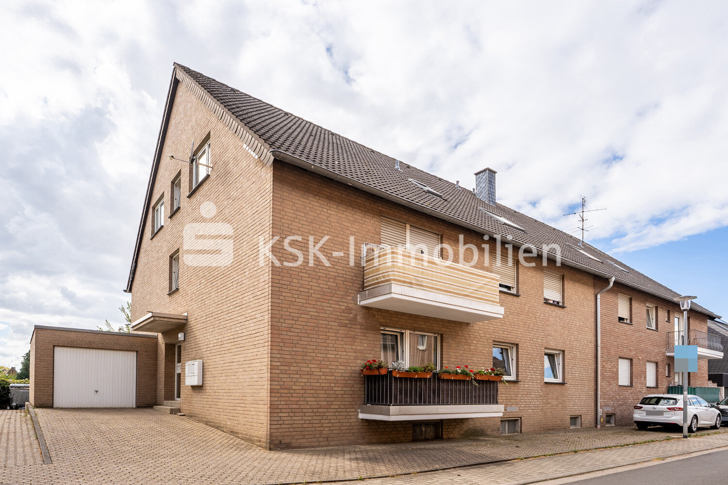 Wohnanlage zum Kauf als Kapitalanlage geeignet 470.900 € 8 Zimmer 211,3 m²<br/>Fläche 760 m²<br/>Grundstück Elsdorf Elsdorf 50189