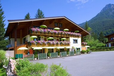 Hotel zum Kauf 1.500.000 € 20 Zimmer 450 m² Gastrofläche 1.035 m² Grundstück St. Ulrich am Pillersee 6393