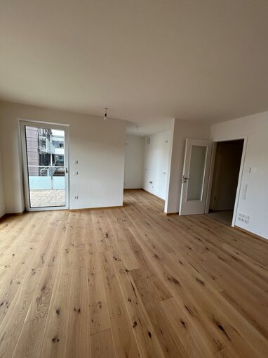 Wohnung zur Miete 965 € 2 Zimmer 64,3 m² 1. Geschoss frei ab 01.08.2024 Deggendorf Deggendorf 94469