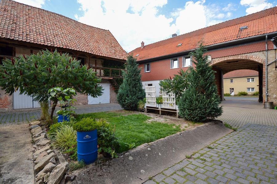 Haus zum Kauf 160.000 € 8 Zimmer 230 m²<br/>Wohnfläche 1.700 m²<br/>Grundstück Mackenrode Hohenstein OT Mackenrode 99755