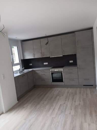 Wohnung zur Miete 1.250 € 3 Zimmer 89 m² 2. Geschoss Nürtinger Strasse Neckartailfingen 72666