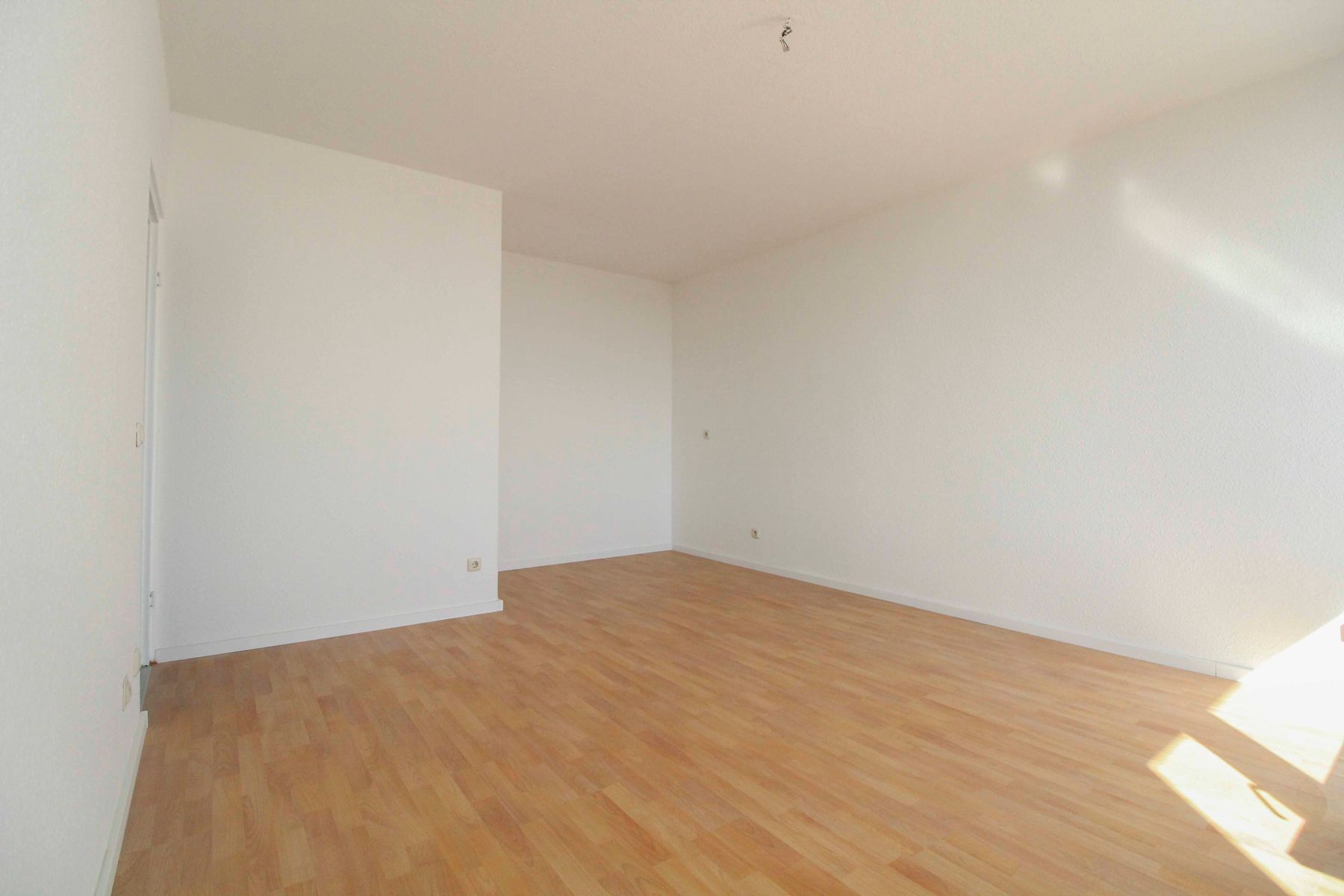 Wohnung zum Kauf 100.000 € 1 Zimmer 32,2 m²<br/>Wohnfläche 7. Stock<br/>Geschoss Lamboy Hanau 63452