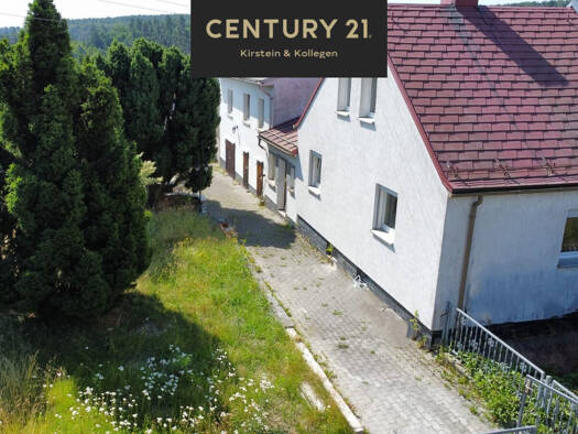 Doppelhaushälfte zum Kauf 129.000 € 4 Zimmer 100 m² 940 m² Grundstück frei ab sofort Weida 07570