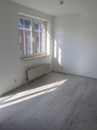 Wohnung zur Miete 290 € 1 Zimmer 32 m² 1. Geschoss Wahlbezirk 06 Itzehoe 25524