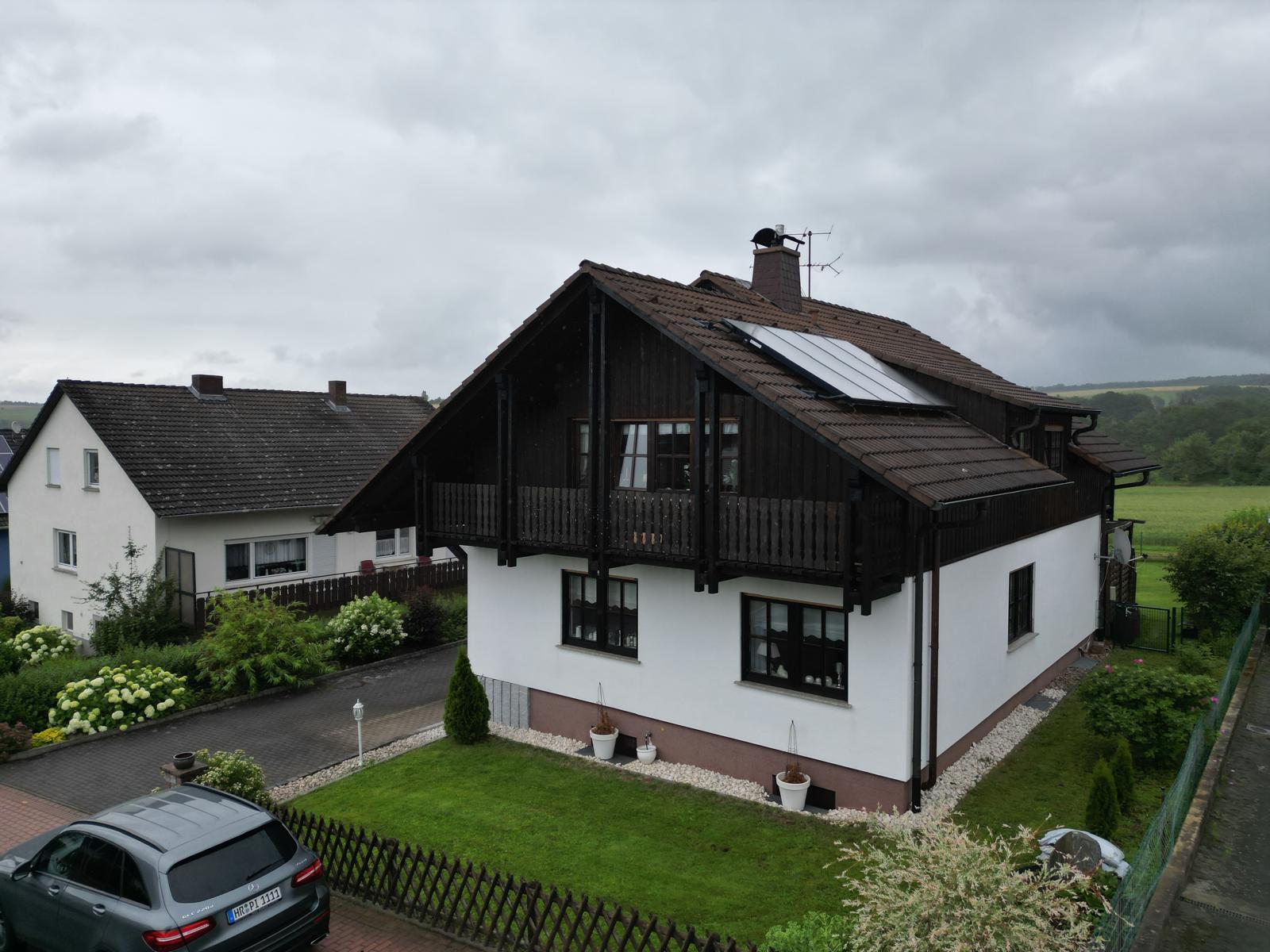 Mehrfamilienhaus zum Kauf 329.000 € 7 Zimmer 225 m²<br/>Wohnfläche 925 m²<br/>Grundstück Wölfershausen Heringen 36266