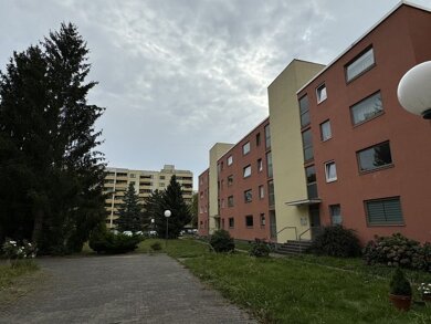 Wohnung zur Miete nur mit Wohnberechtigungsschein 576 € 2 Zimmer 73,9 m² 4. Geschoss frei ab 28.03.2025 Skarbinastraße 61 Lichtenrade Berlin 12309