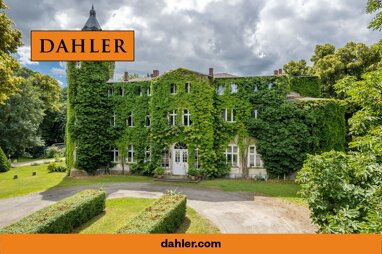 Schloss zum Kauf 2.200.000 € 50 Zimmer 84.250 m² Grundstück Wesselstorf Selpin 18195