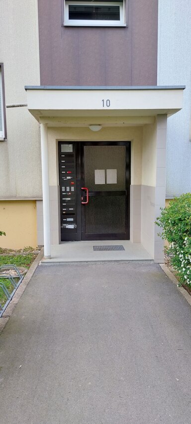 Wohnung zur Miete 210 € 3 Zimmer 60 m² 3. Geschoss Außenring Thurm Mülsen 08132