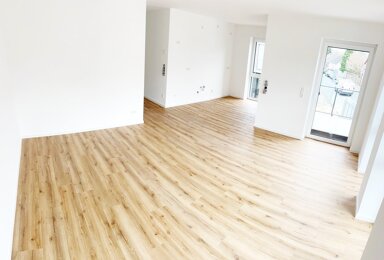 Wohnung zur Miete 945 € 3 Zimmer 80 m² frei ab sofort Schafkoven - Donneresch - Tappenort Delmenhorst 27749