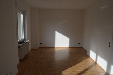 Wohnung zur Miete 760 € 3 Zimmer 96 m² Erdgeschoss frei ab 01.10.2024 Koblezerstrasse 57 Bassenheim 56220