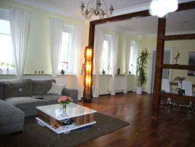 Wohnung zur Miete 800 € 4,5 Zimmer 115 m² Weimarstraße 44 Feuersee Stuttgart 70176