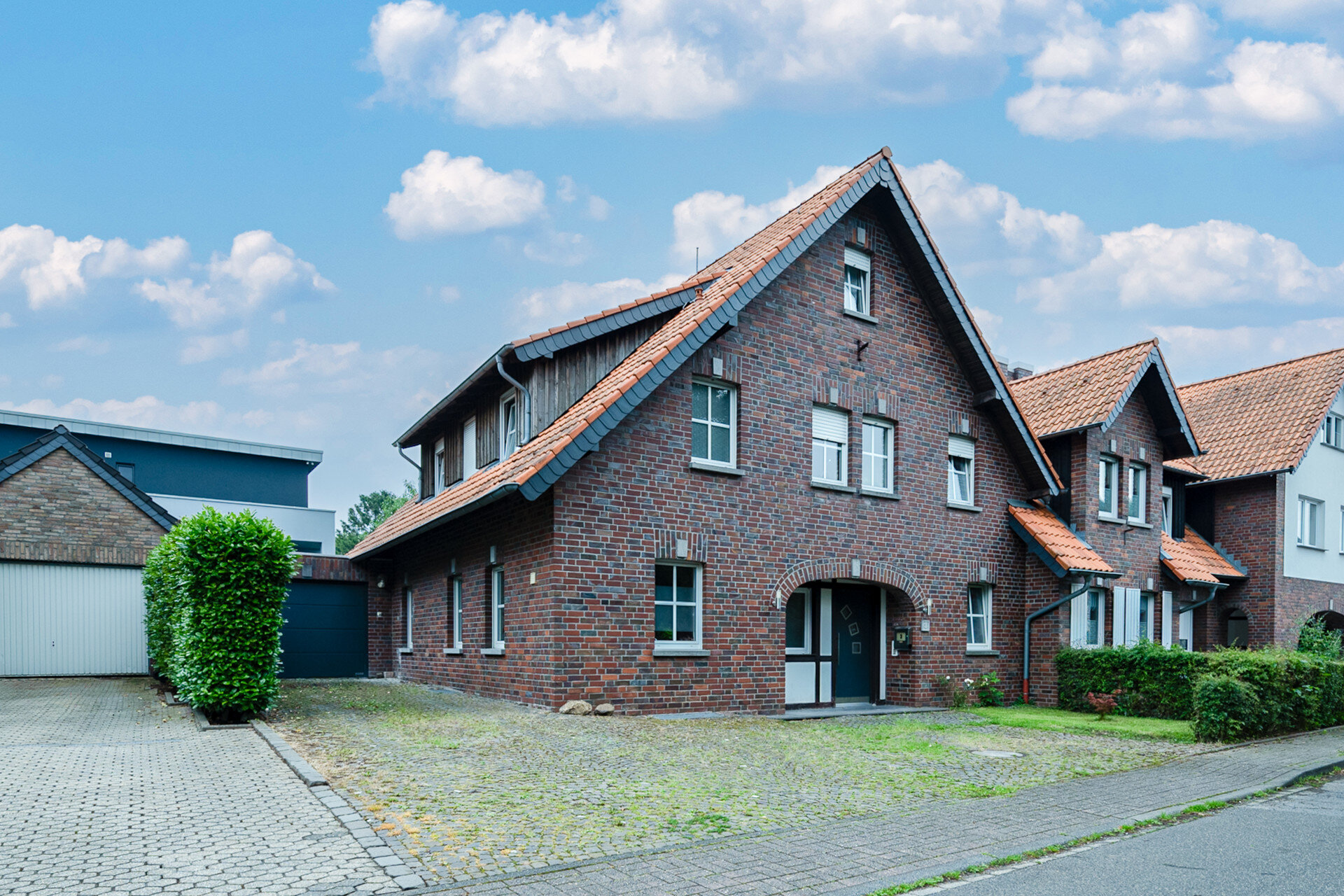 Mehrfamilienhaus zum Kauf 479.800 € 7 Zimmer 224 m²<br/>Wohnfläche 433 m²<br/>Grundstück Waurichen Geilenkirchen / Waurichen 52511
