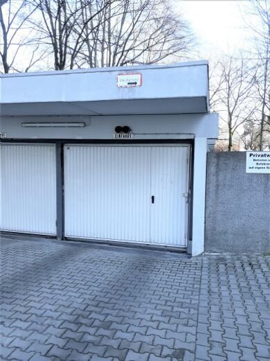 Tiefgaragenstellplatz zum Kauf provisionsfrei 15.000 € Freischützstraße 9-15 Bogenhausen München 81927