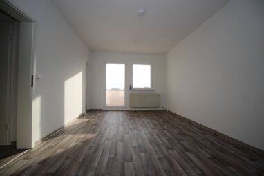 Wohnung zur Miete 279,30 € 2 Zimmer 46,6 m² 4. Geschoss frei ab sofort Heinestraße 1 Syrau Rosenbach/Vogtland 08548