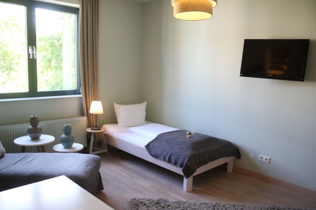 Wohnung zur Miete Wohnen auf Zeit 1.490 € 1 Zimmer 26 m²<br/>Wohnfläche 02.11.2024<br/>Verfügbarkeit Merianplatz Nordend - Ost Frankfurt am Main 60316