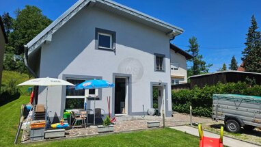 Einfamilienhaus zum Kauf 279.000 € 7 Zimmer 150 m² 1.611 m² Grundstück Mitte Schlüßlberg 4707
