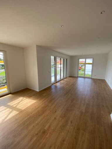 Wohnung zur Miete 1.740 € 3 Zimmer 102 m² Erdgeschoss Otto-Boll-Straße 5 Weil am Rhein Weil am Rhein 79576