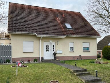 Mehrfamilienhaus zum Kauf 295.000 € 6 Zimmer 608 m² Grundstück frei ab sofort Altentreptow Altentreptow 17087