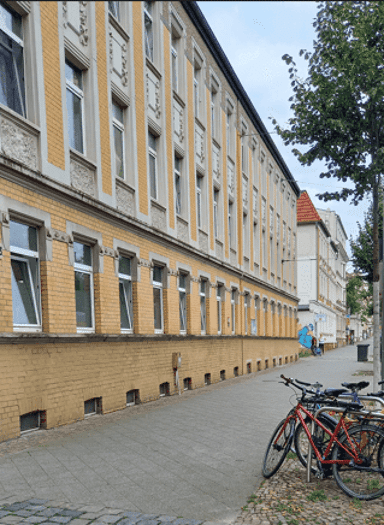 Wohnung zur Miete 325 € 2 Zimmer 52 m² 5. Geschoss frei ab 01.03.2025 Georg-Schumann-Straße 333 Wahren Leipzig 04159