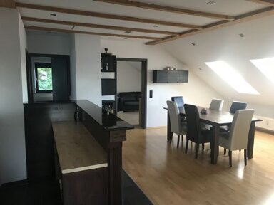 Wohnung zur Miete 975 € 3 Zimmer 92 m² 2. Geschoss frei ab sofort Sorger Weg Großschwarzenlohe Wendelstein 90530