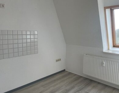 Wohnung zur Miete 278 € 3 Zimmer 60,3 m² 3. Geschoss Kornstraße 14 Oschersleben Oschersleben 39387