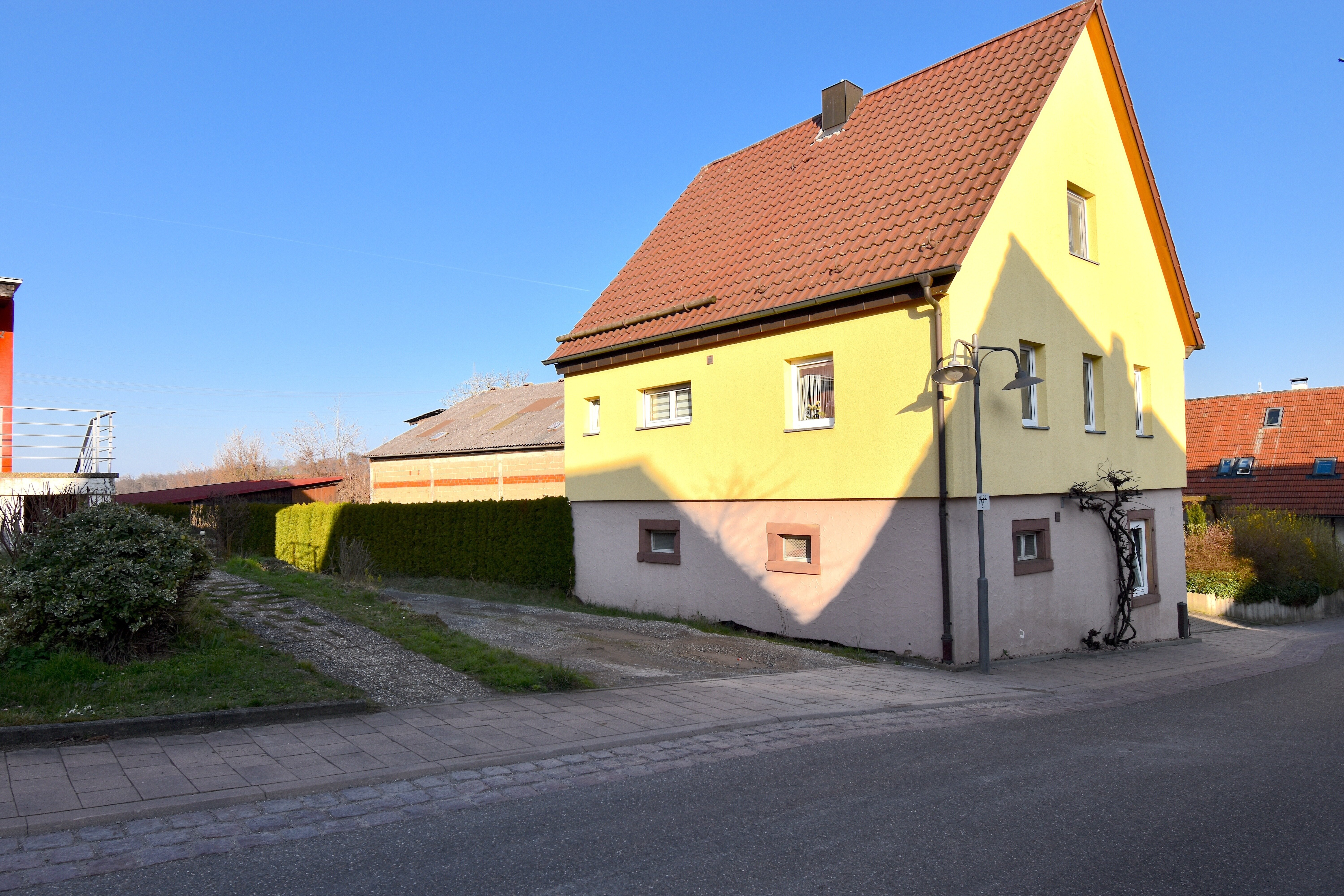 Haus zum Kauf 545.000 € 4,5 Zimmer 104,8 m²<br/>Wohnfläche 989 m²<br/>Grundstück Serres Wiernsheim / Serres 75446