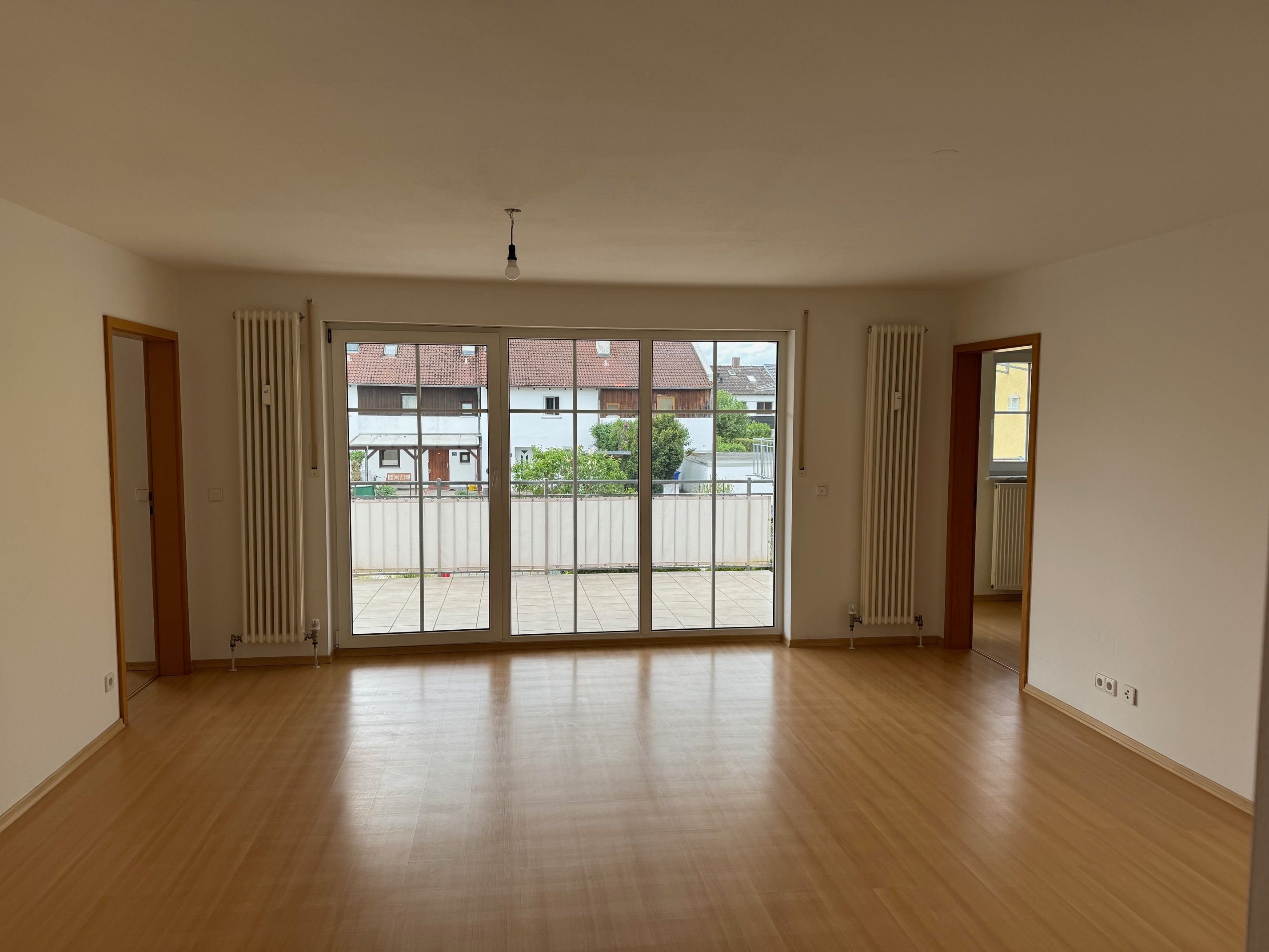 Wohnung zum Kauf 385.000 € 4 Zimmer 86 m²<br/>Wohnfläche 1. Stock<br/>Geschoss Ab sofort<br/>Verfügbarkeit Neu-Haunwöhr Ingolstadt 85051