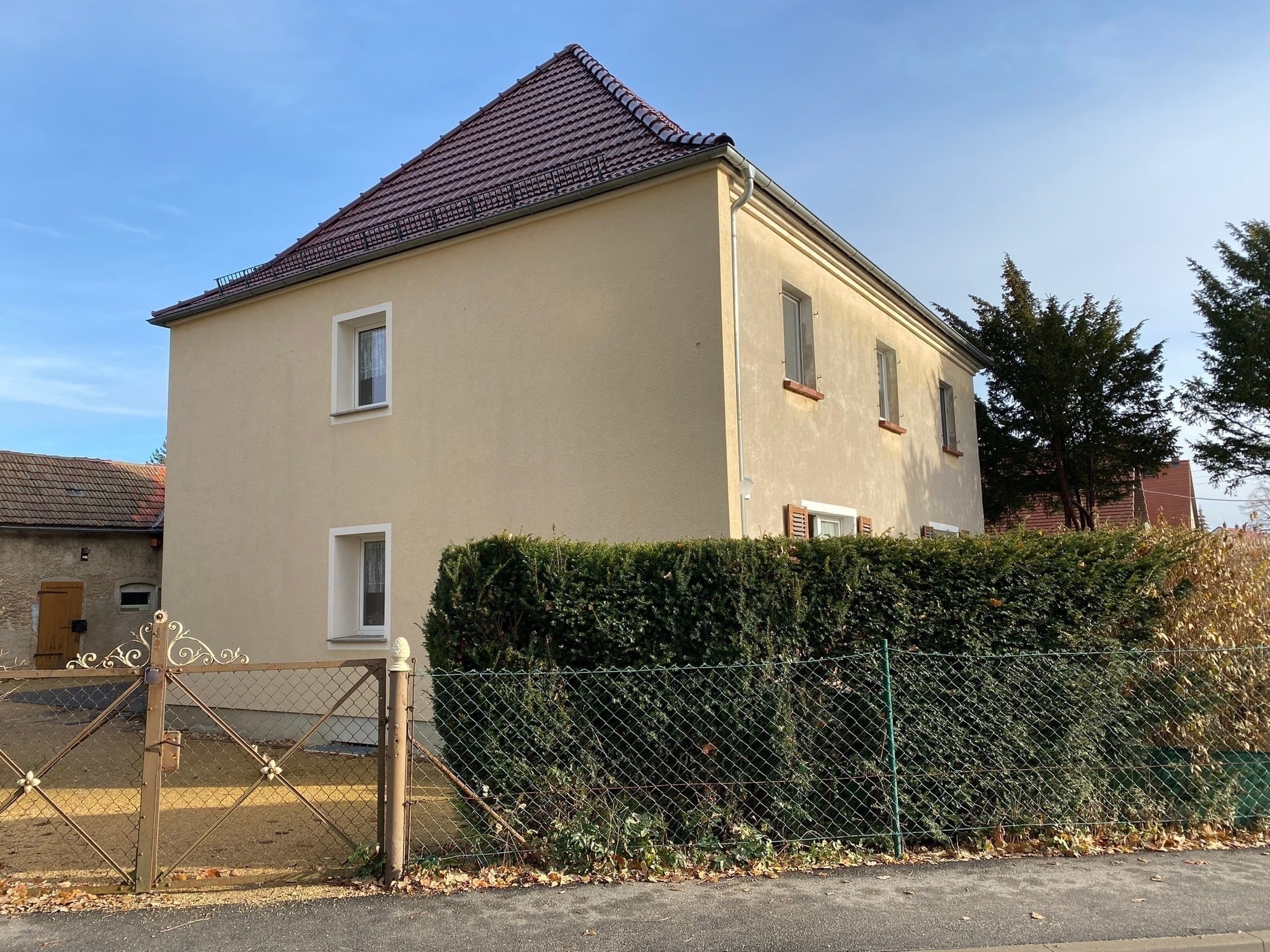 Mehrfamilienhaus zum Kauf 189.000 € 6 Zimmer 153 m²<br/>Wohnfläche 2.603 m²<br/>Grundstück Niesky Niesky 02906