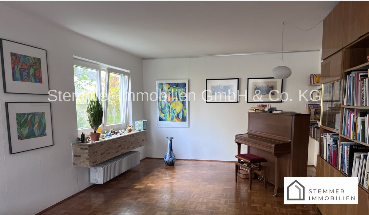 Einfamilienhaus zum Kauf 333.000 € 8 Zimmer 205 m²<br/>Wohnfläche 726 m²<br/>Grundstück Hammerweg Weiden 92637