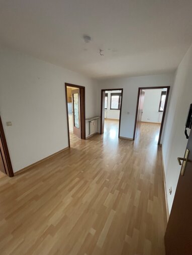 Wohnung zur Miete 850 € 3 Zimmer 98 m² 3. Geschoss Niedergasse 10 Bischofsheim Maintal 63477