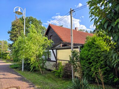 Einfamilienhaus zum Kauf 270.000 € 4 Zimmer 138 m² 2.019 m² Grundstück Neuendorf Teichland 03185