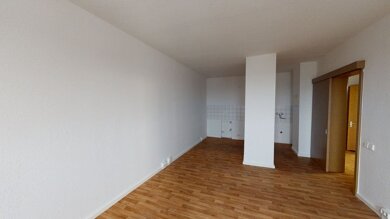 Wohnung zur Miete 350 € 2 Zimmer 46,5 m² 11. Geschoss Theodor-Roemer-Straße 1 Trotha Halle 06118