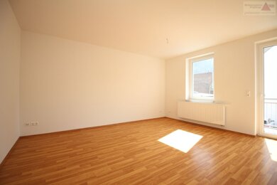 Wohnung zur Miete 580 € 4 Zimmer 89,1 m² 1. Geschoss Alfred-Brodauf-Straße 11 Aue 08280